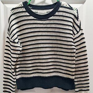 Aeropostle sweater small